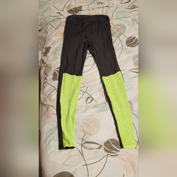 Under armour leggings - Picture 2 of 2